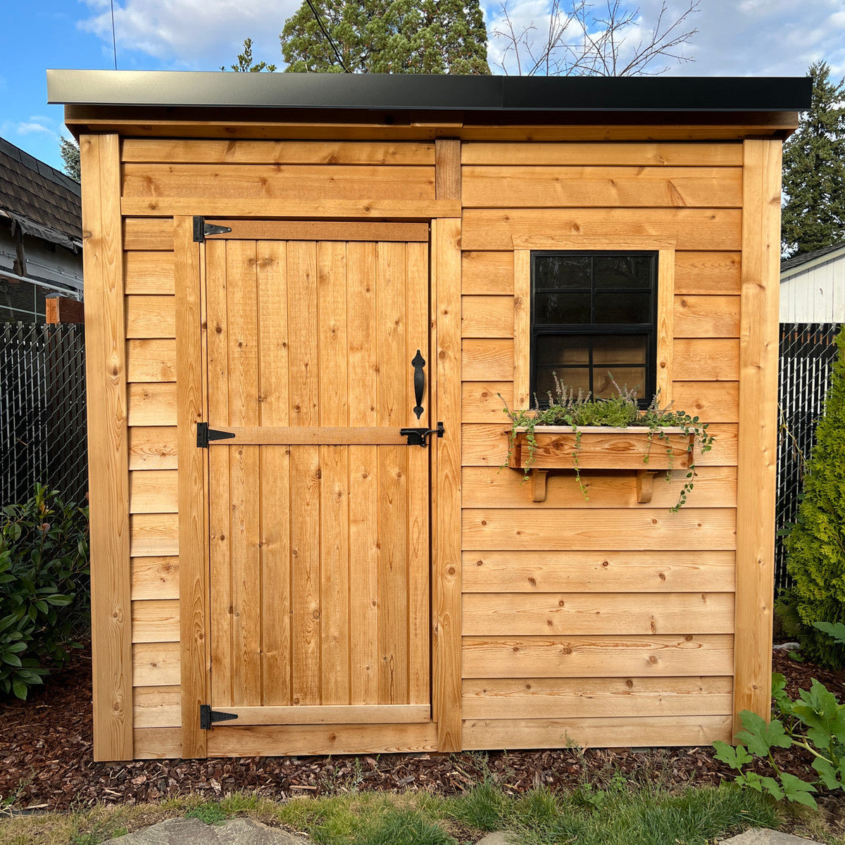 8′ x 4′ GardenSaver Storage Shed – Single Door