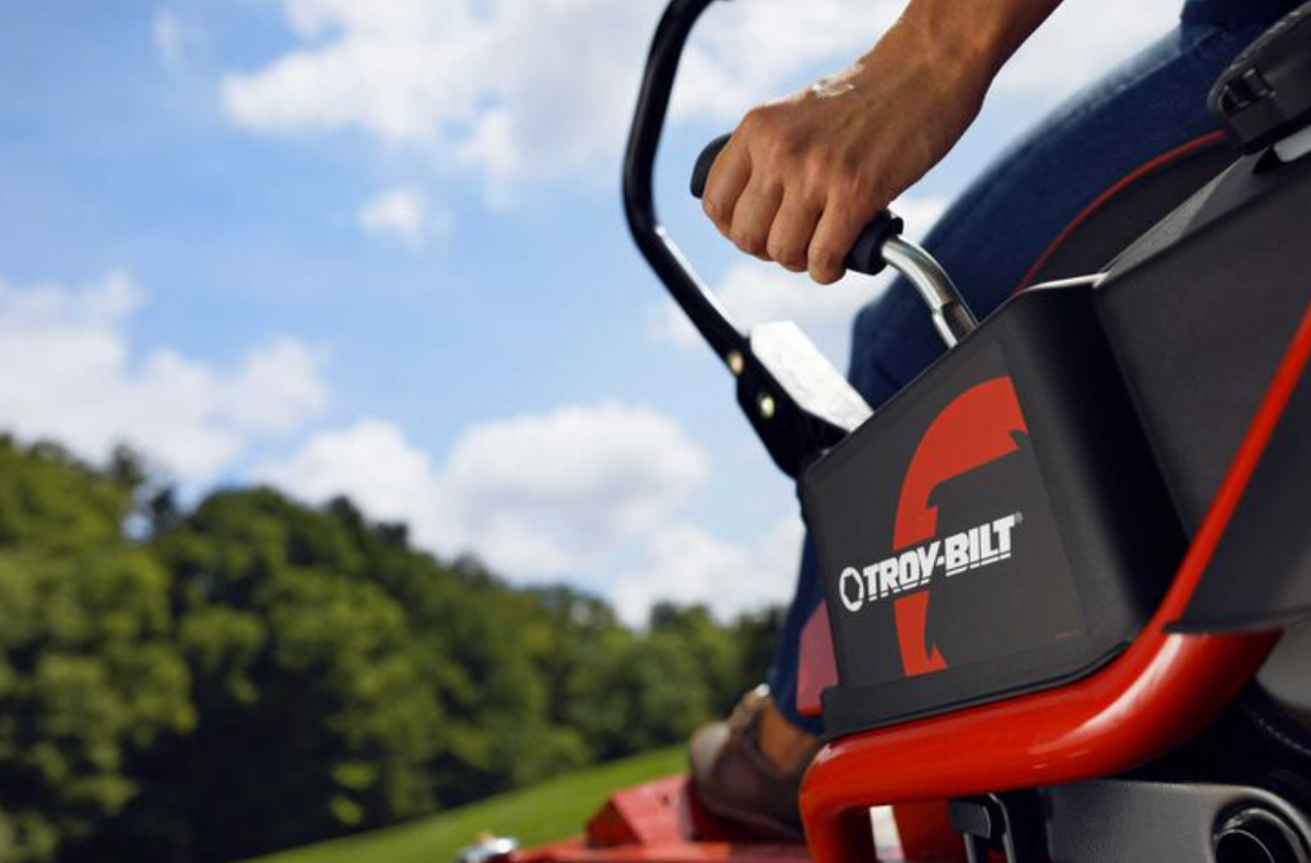 Troy Bilt Mustang Z50 | 50 in Zero-Turn Mower| 24 HP | 747cc KOHLER Twin-Cylinder Engine | Dual Hydrostatic Transmissions | 50″ Twin Blades